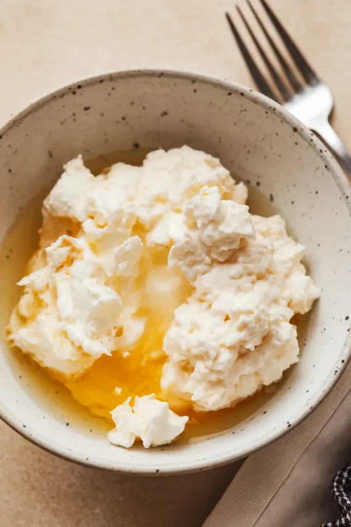 11 Low-Carb Cottage Cheese Lunch Ideas 6 Savory Cottage Cheese Egg White Bowl